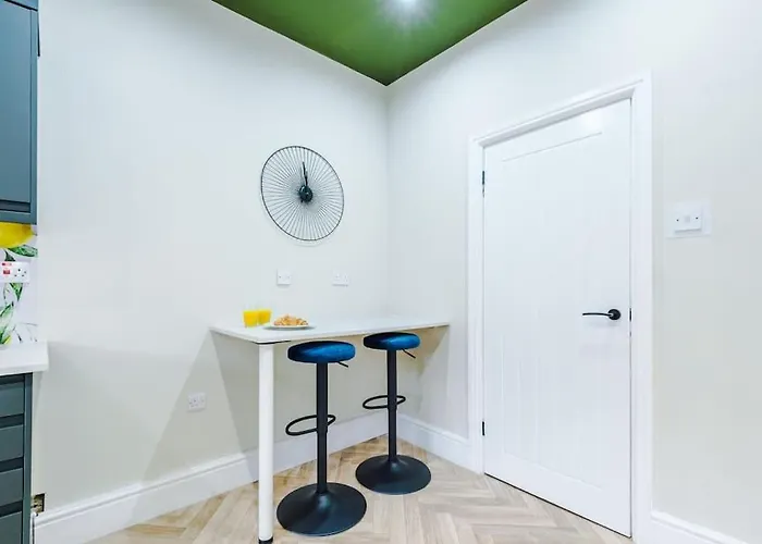 Salford Sanctuary 5 Bed House