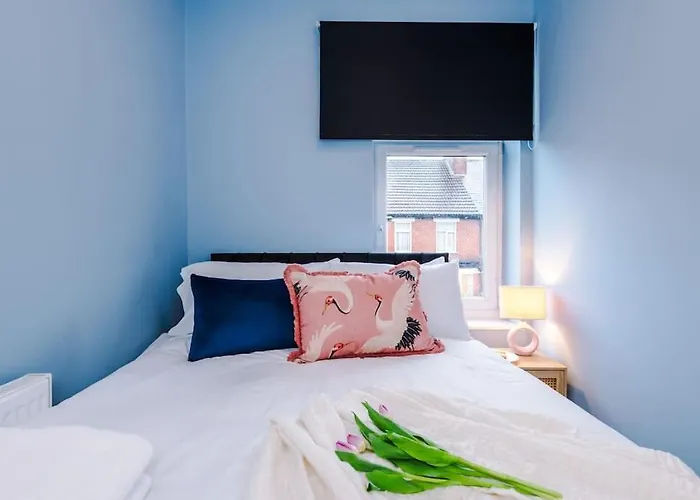 5 Bed Salford Sanctuary Retreat * 맨체스터