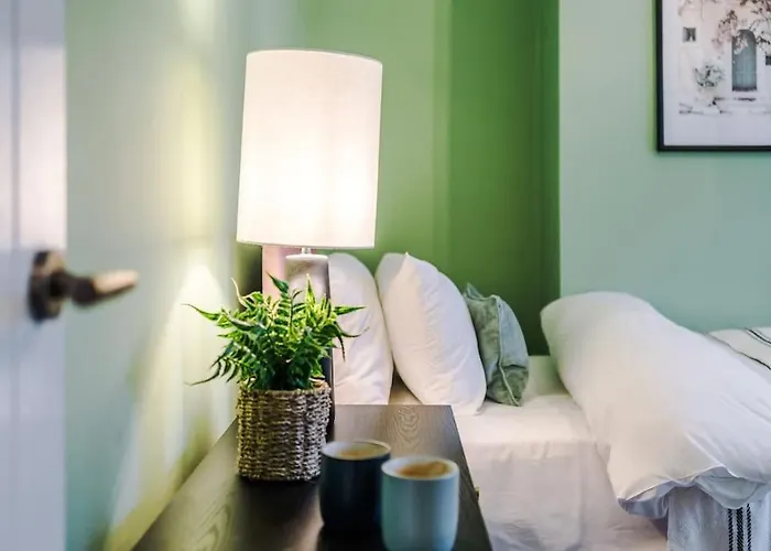 펜션 5 Bed Salford Sanctuary Retreat *