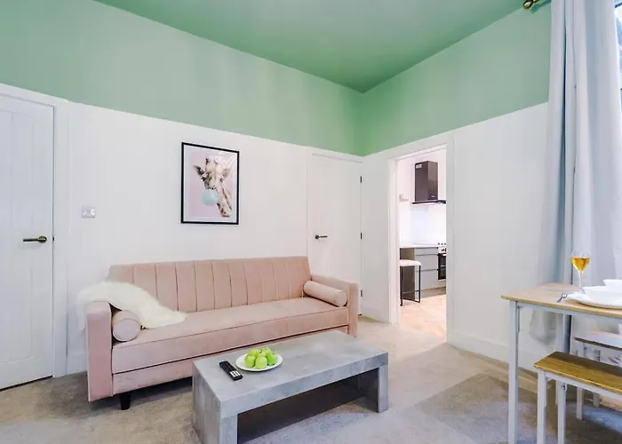 5 Bed Salford Sanctuary Retreat Dom wakacyjny Manchester