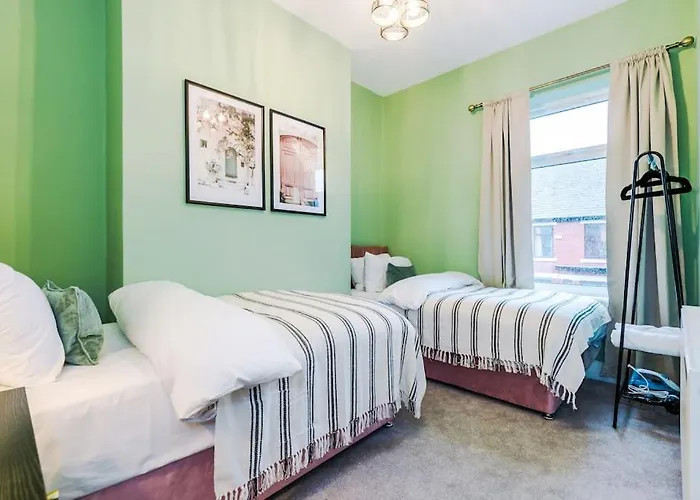 Dom wakacyjny 5 Bed Salford Sanctuary Retreat Manchester