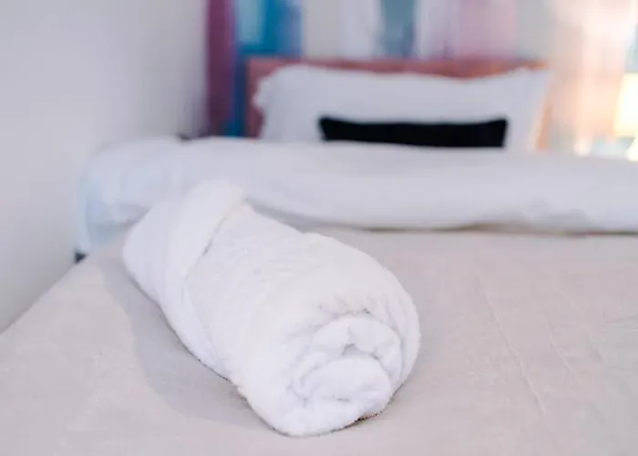 5 Bed Salford Sanctuary Retreat 펜션 맨체스터