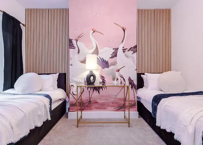 Dom wakacyjny 5 Bed Salford Sanctuary Retreat