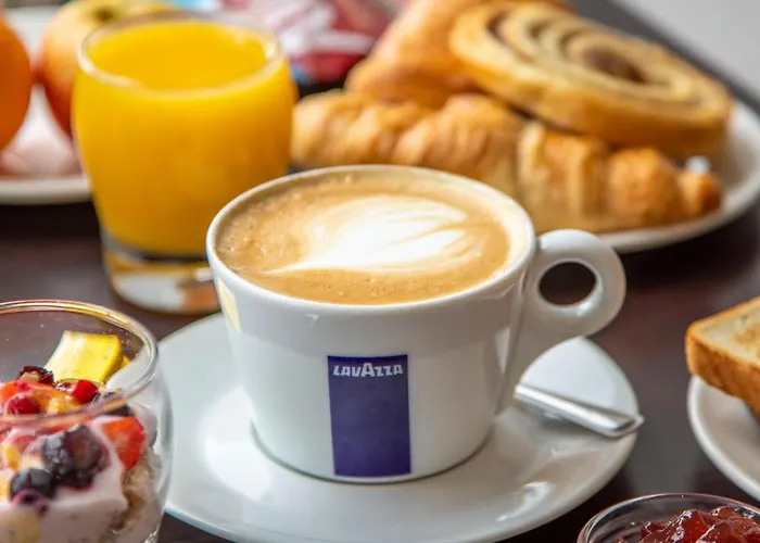 מלון Mercure Piccadilly 4*