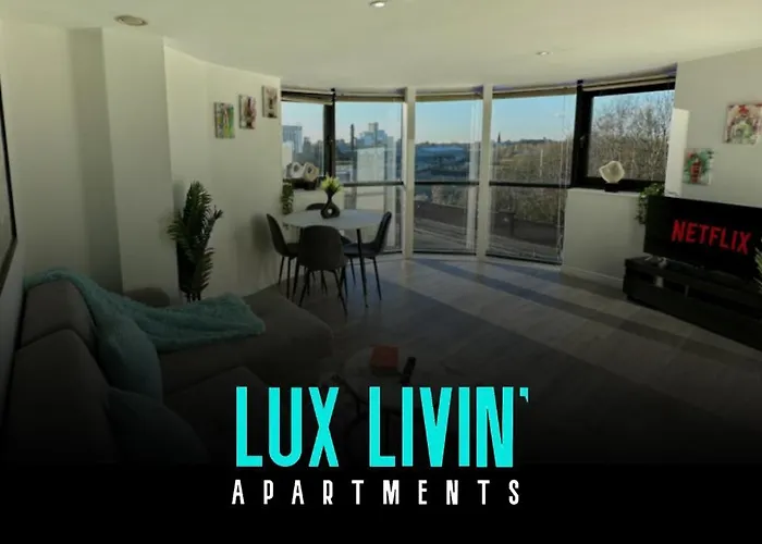 Lux Livin' - Luxury 2 Bed With Free Parking Mánchester