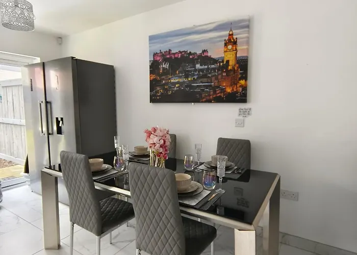 Shared House - 10 Mins From Piccadilly Station/man Uni/o2 Apollo Homestay *