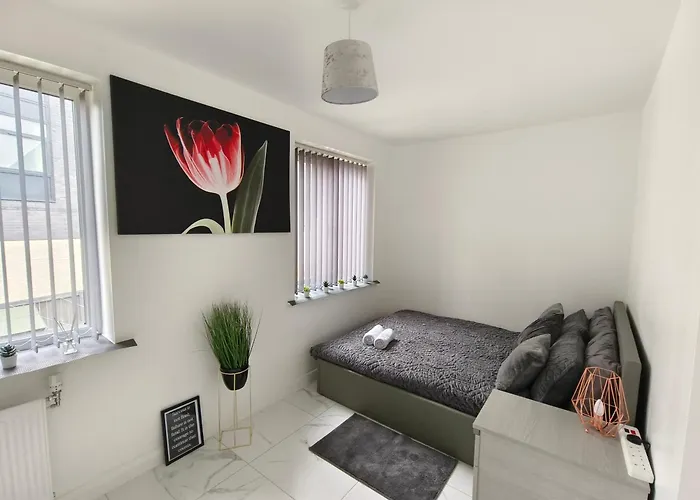 Shared House - 10 Mins From Piccadilly Station/man Uni/o2 Apollo Homestay *