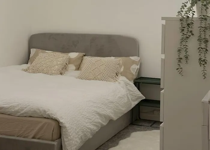 New Cosy Modern Centre Flat Manchester