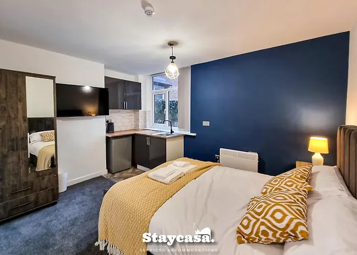 Delightful Spacious Haven With Large Driveway 別荘 マンチェスター