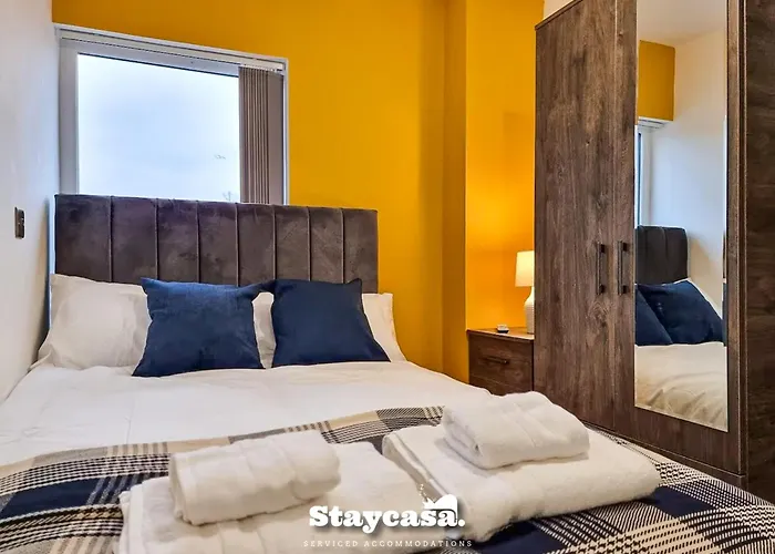 Delightful Spacious Haven With Large Driveway 別荘 *