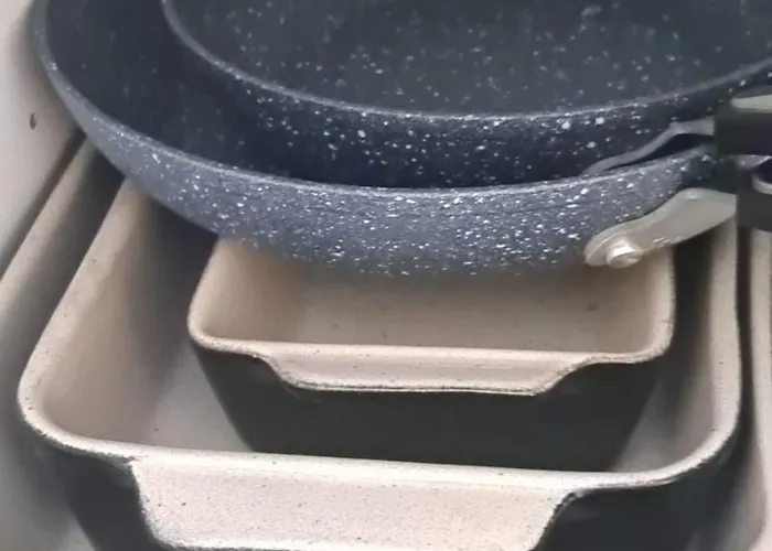 Tropical Sun Homes - Beautiful Spacious 3 Bed In A Serene Environment With Free Parking For 2 Cars *