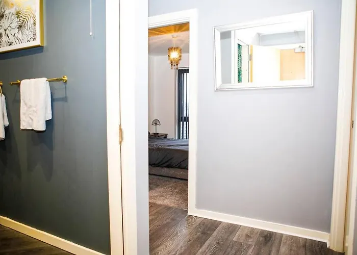 Stylish Two-bedroom Salford Quays Apartmán