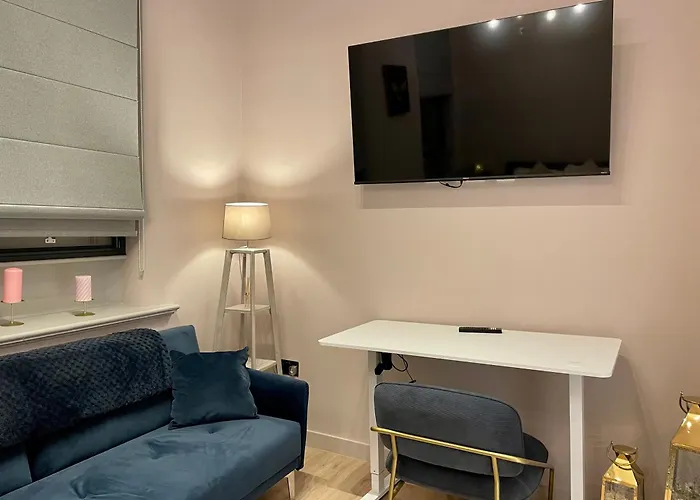 Stunning 2 Bed In Greater Apartamento *