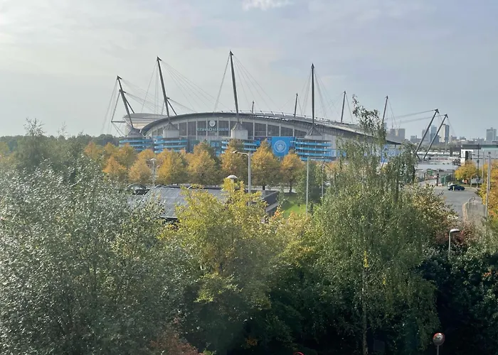 Balcony - Views Of Etihad Stadium - Near Coop Live Arena - Free Parking Apartament *