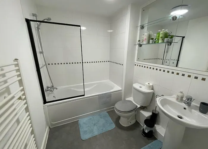 Appartamento Balcony - Views Of Etihad Stadium - Near Coop Live Arena - Free Parking *