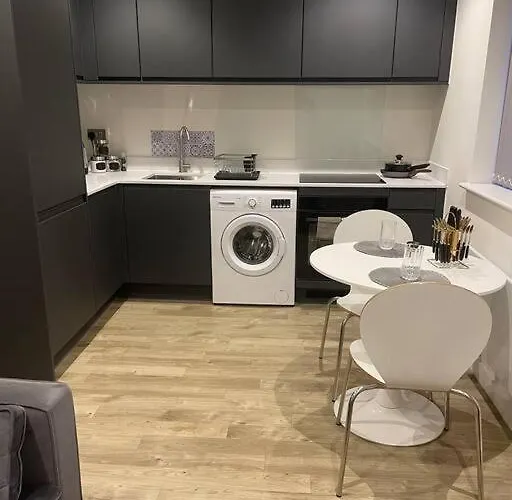 Stylish Flat In Old Trafford شقة مانشستر