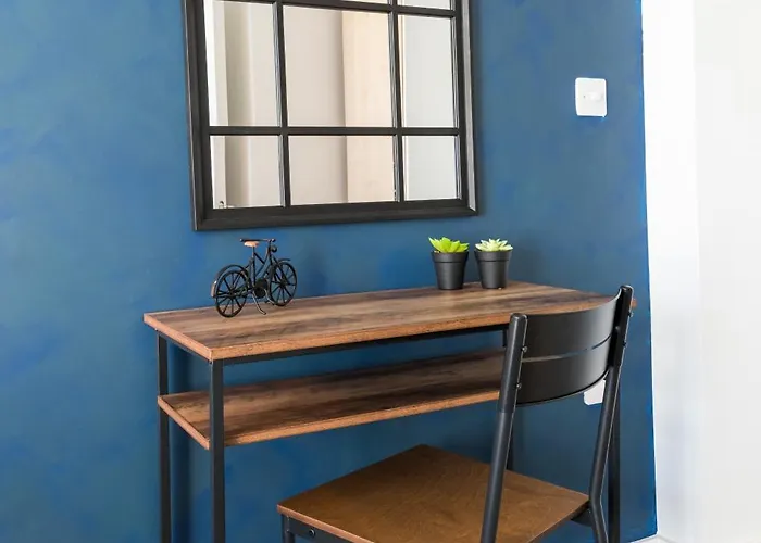 Morden 2 Bed - Old Trafford *