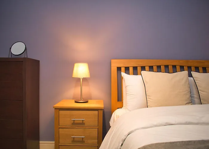 Lejlighed Spacious 2bdr By Torr Group Short Lets & Serviced With Free Underground Allocated Parking