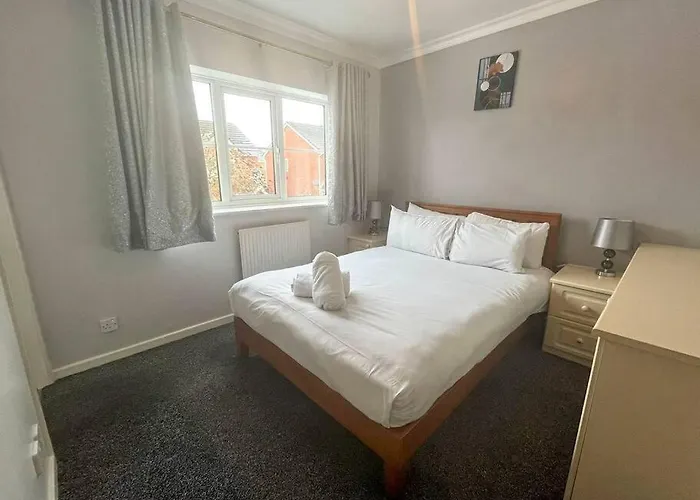 Free Parking - Close To Centre