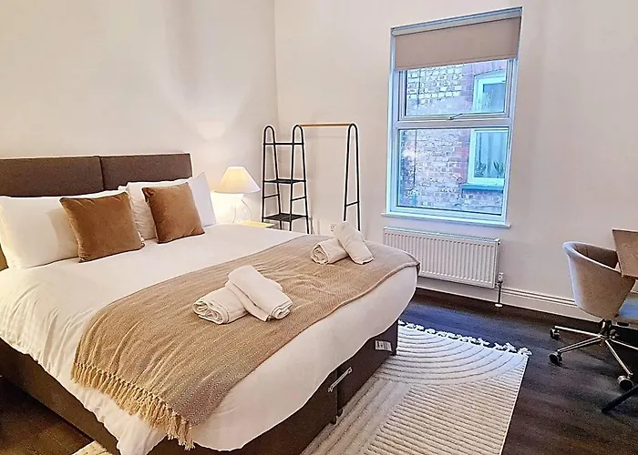 Feriehus Stunning Luxury Spacious - 5 Bedrooms - Rest & Recharge In