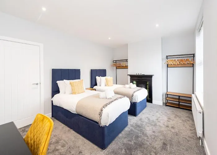 Hassle-free & Handsome Brand-new 3-bed شقة مانشستر