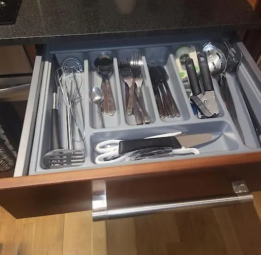 Striking 1 Bedroom *