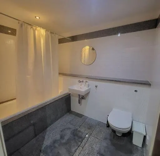 Striking 1 Bedroom Manchester