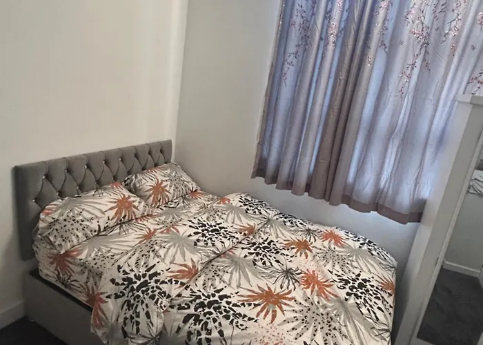 Lovely 1 Bed In Salford *