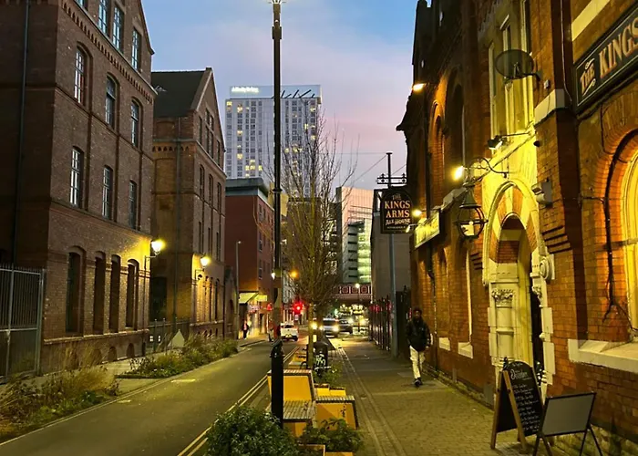 Stylish City Centre By Cloud شقة مانشستر