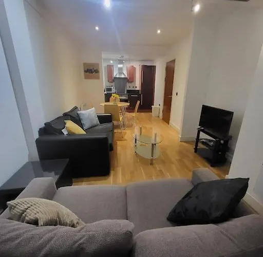 Fantastic 2 Bedroom 아파트 맨체스터