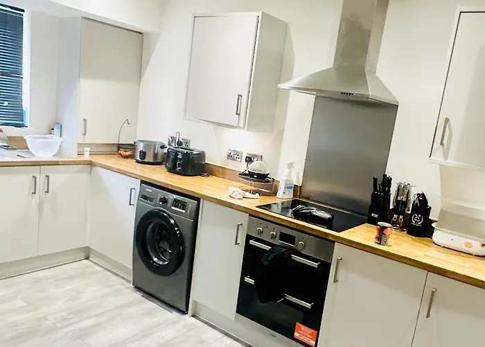 Private Modern Ensuite Near Etihad Stadium * Manchester