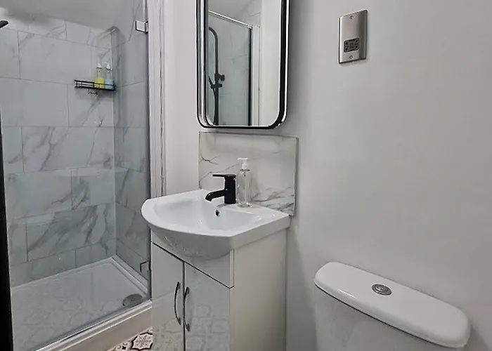 別荘 Delightful Spacious Haven With Large Driveway