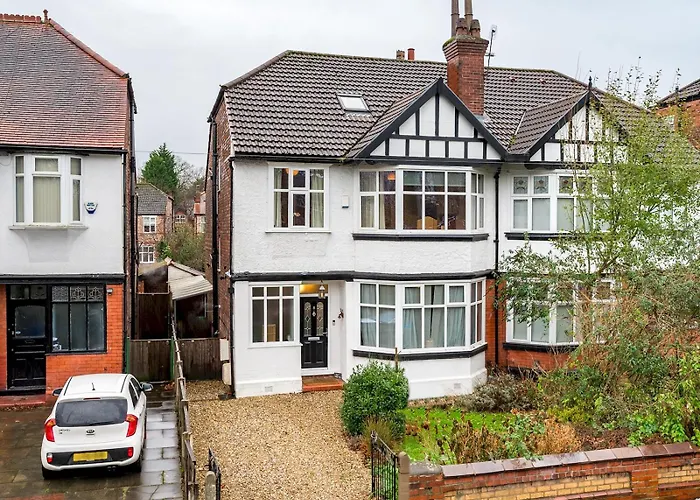 Spacious 5bed House In South - Pass The Keys * Manchester