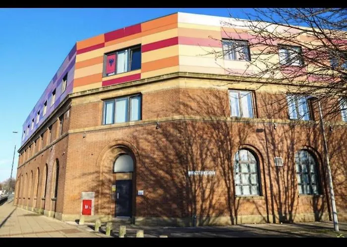 Lovely 1 Bed In Salford Μάντσεστερ