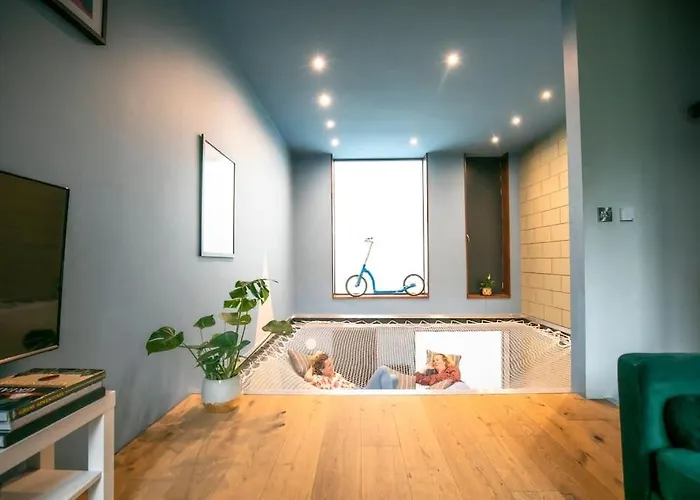 Hammock Heights! Hot Tub,private Garage,citycentre Apartmán