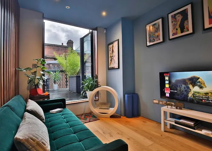 아파트 Hammock Heights! Hot Tub,private Garage,citycentre