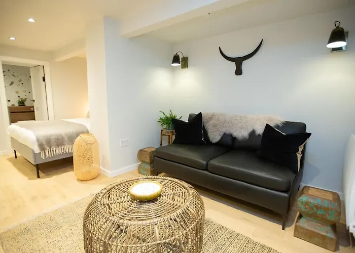 Chorlton Stylish & Roof Terrace *