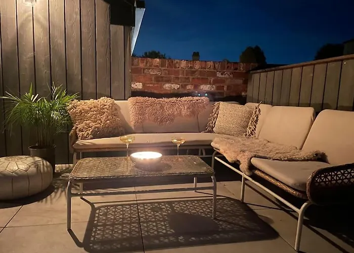 Chorlton Stylish & Roof Terrace