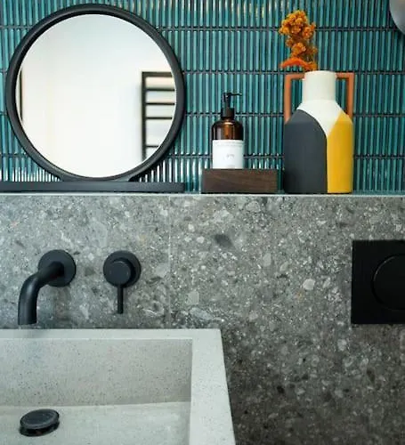 Chorlton Stylish & Roof Terrace Manchester