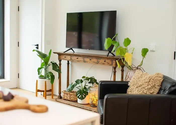 Chorlton Stylish & Roof Terrace Apartment Manchester