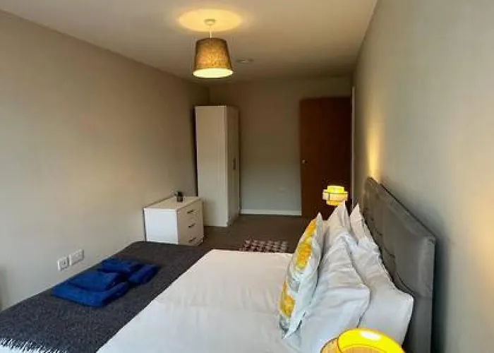 Daire Large 1 Bed In Sleeps 2 *