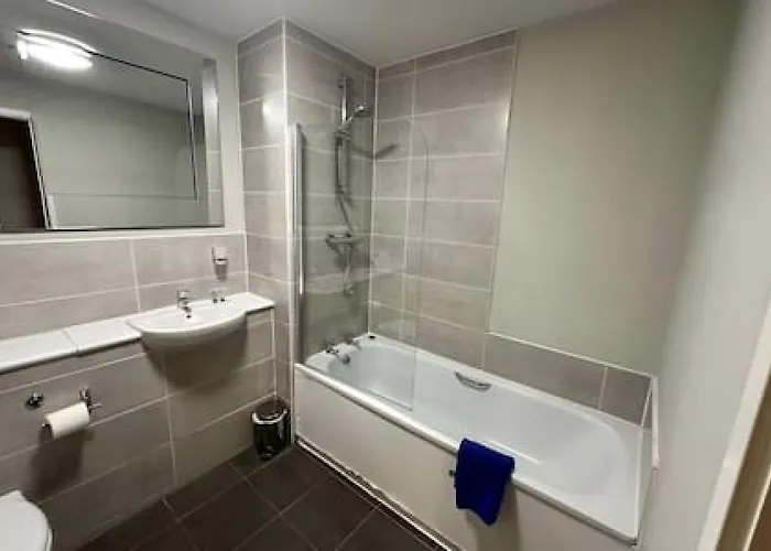 Apartament Fab 1 Bed With Balcony And River Views Sleeps 2