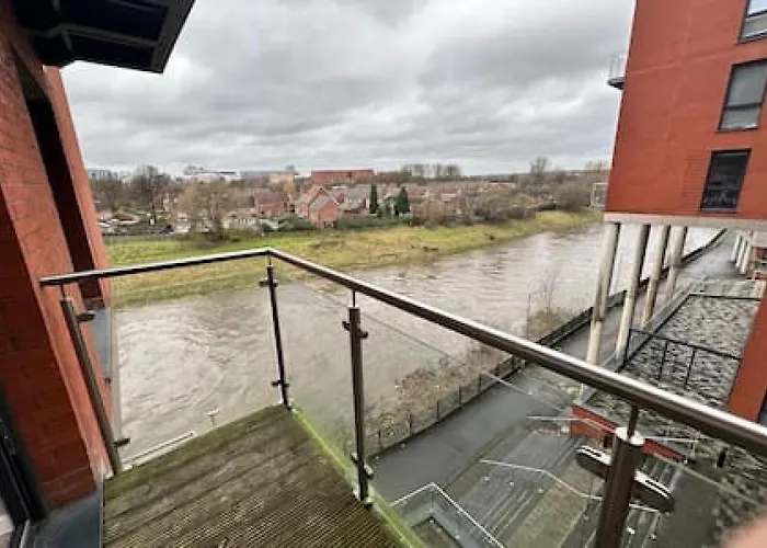 Fab 1 Bed With Balcony And River Views Sleeps 2 Apartament *
