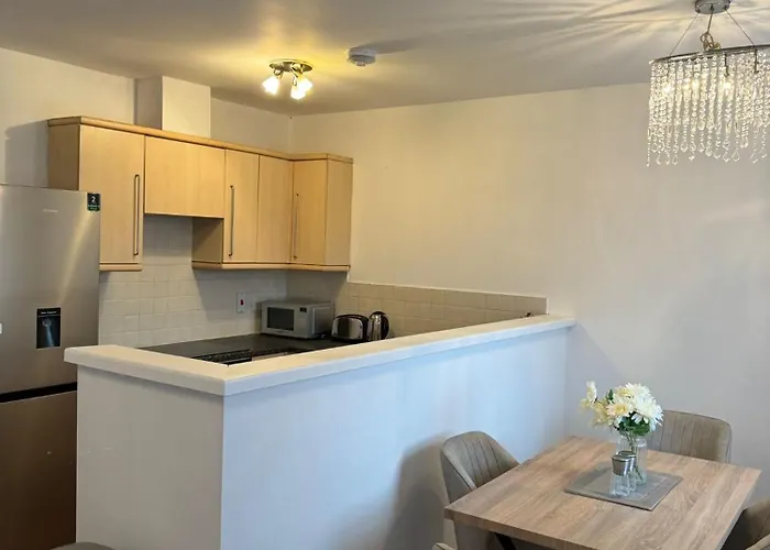 Sleeps 5-netflix-parkg-near Centre-etihad-coop Live Appartement *