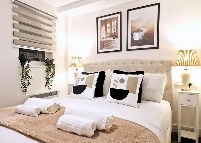 By Bevolve - Centre Apartamento *