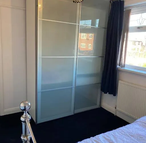 The Gold 펜션 맨체스터