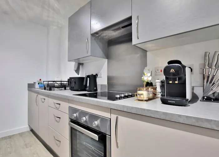 Appartement Avalora Short Lets & Serviced Accommodation - 2Bed & 2Baths Ensuite, Parking, Balcony, Wi-Fi, Netflix, Media City Manchester