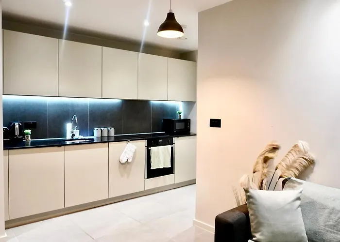 Luxury 2 Bed With Balcony 맨체스터