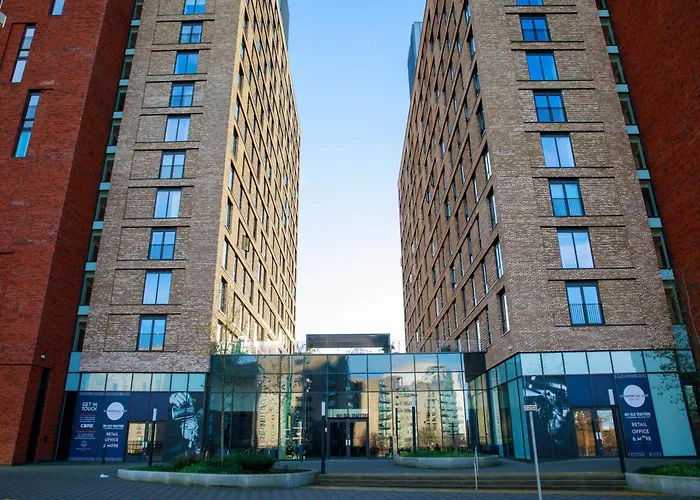 Trafford Modern 1 Bed With Cinema 아파트 *