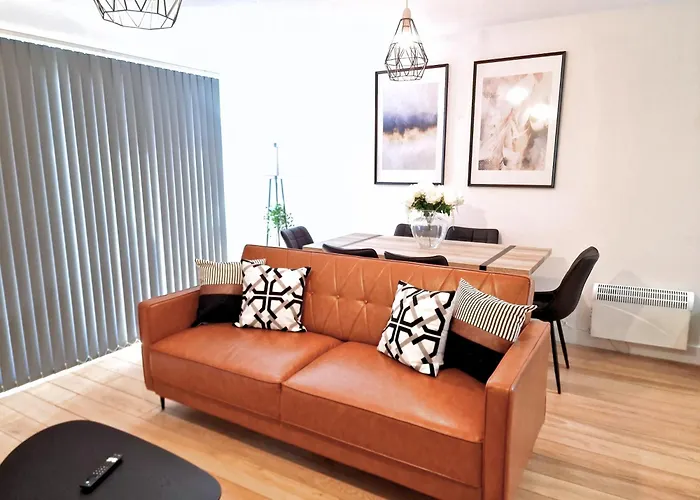 Apartment By Bevolve - Centre